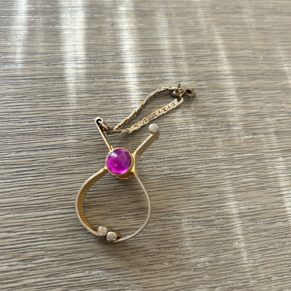 Vintage Gold-tone with Purple Stone Purse Glove Clip